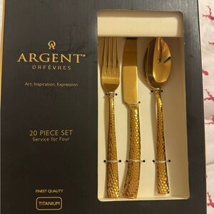 Argent Orfèvres Paris Hammered Gold 20pc Flatware Set Service for 4 NEW